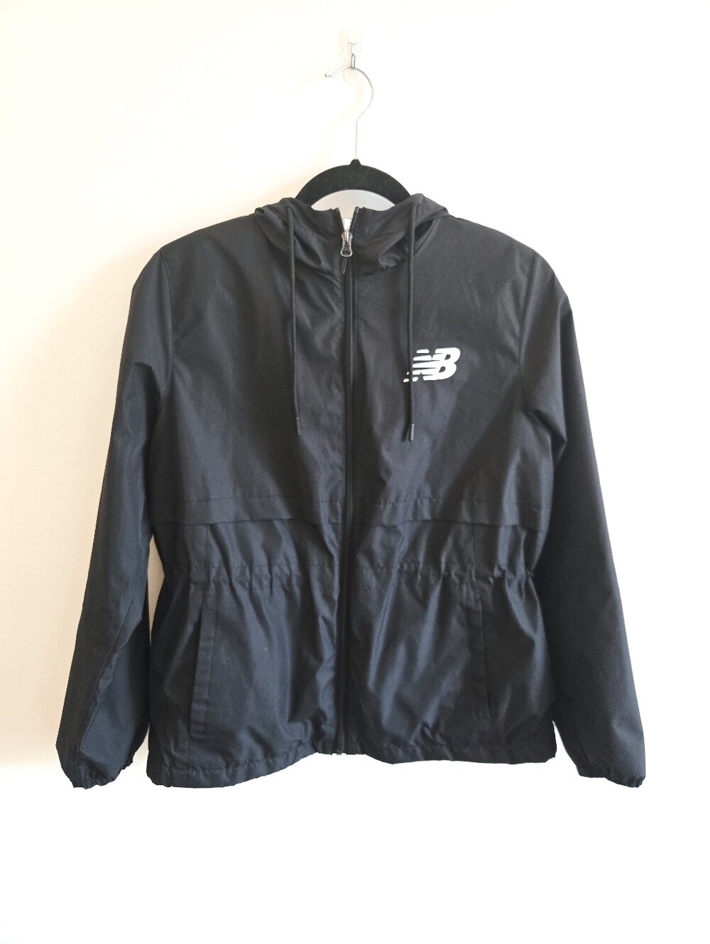NEW BALANCE I M Hooded Windbreaker Jacket I black